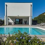 Vila Aurora Iii Marcana