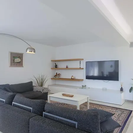 Vila Aurora Iii Marčana