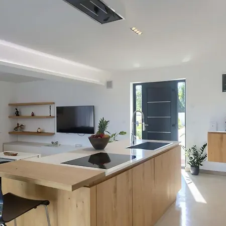 Aurora Iii * Marčana