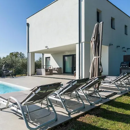 Villa Aurora Iii Marčana