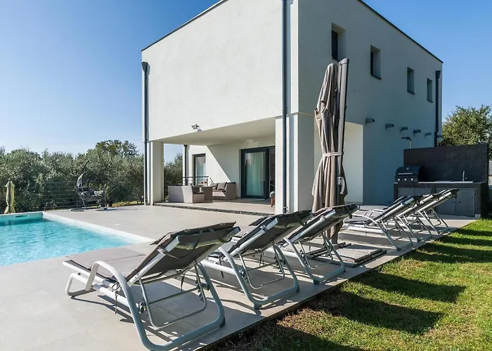 Villa Aurora Iii Marčana