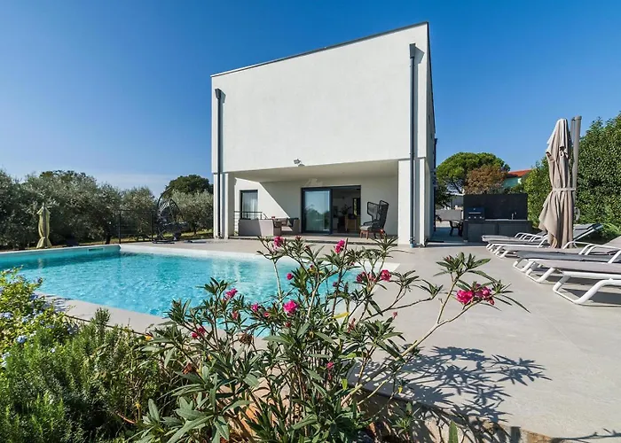 Villa Aurora Iii Marčana